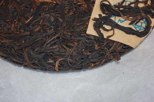 二零零九年易武普洱纯料普洱茶生茶饼茶 400g 商品图3