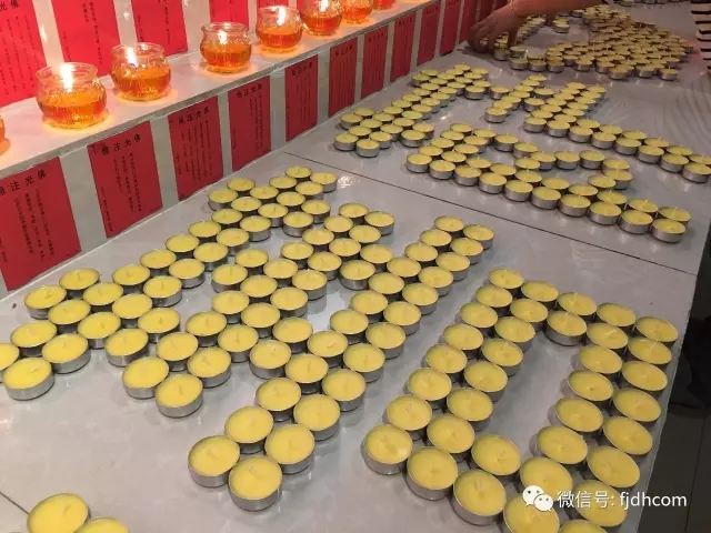 2017年文殊菩萨圣诞日·积福慧供灯回顾 2017年文殊菩萨圣诞日·积福慧供灯回顾