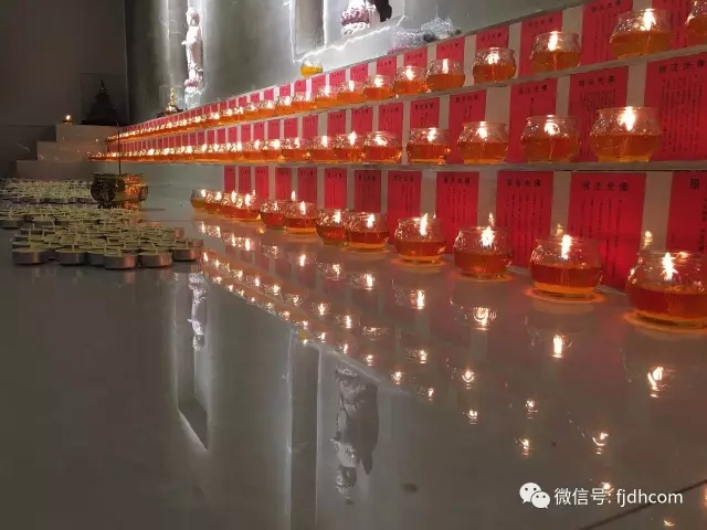 2017年文殊菩萨圣诞日·积福慧供灯回顾 2017年文殊菩萨圣诞日·积福慧供灯回顾