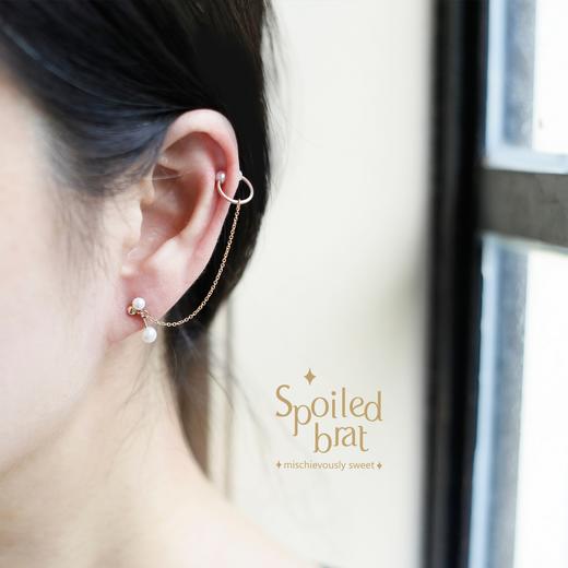 SpoiledBart Jewelry 14K注金 天然珍珠 小哑铃耳骨夹 商品图5