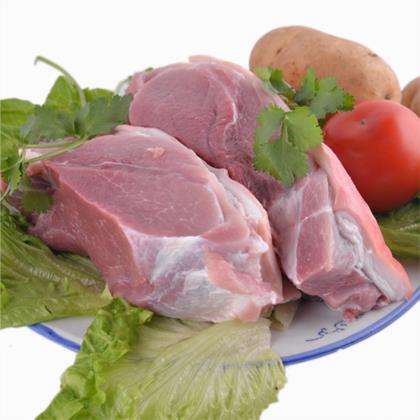 白猪带皮半瘦肥