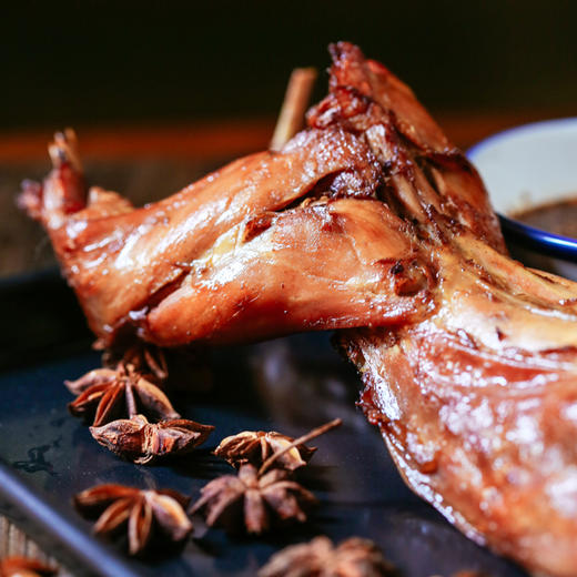 【顺丰包邮】蒋卤鹅 老卤香酥兔1只装 商品图1