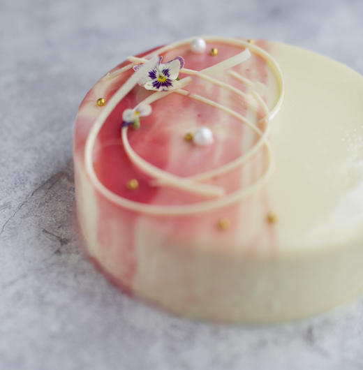 柠檬百香果慕斯蛋糕 商品图1