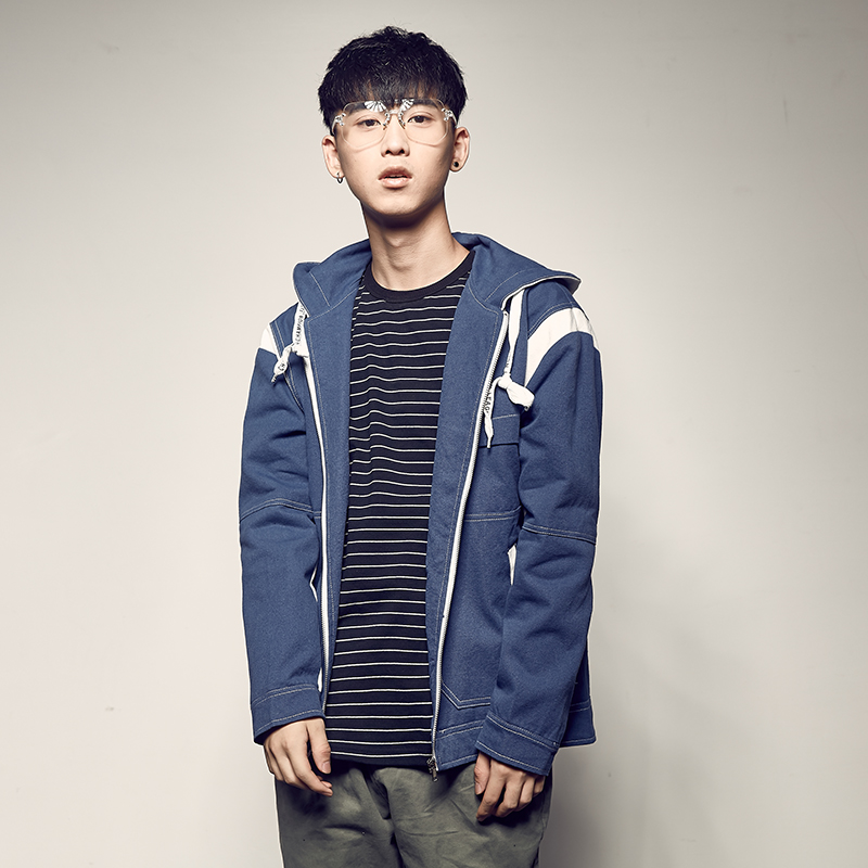 秋装新款青年街头嘻哈衣服连帽夹克男生