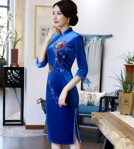 c 9017 七分袖丝绒旗袍中式绣花旗袍