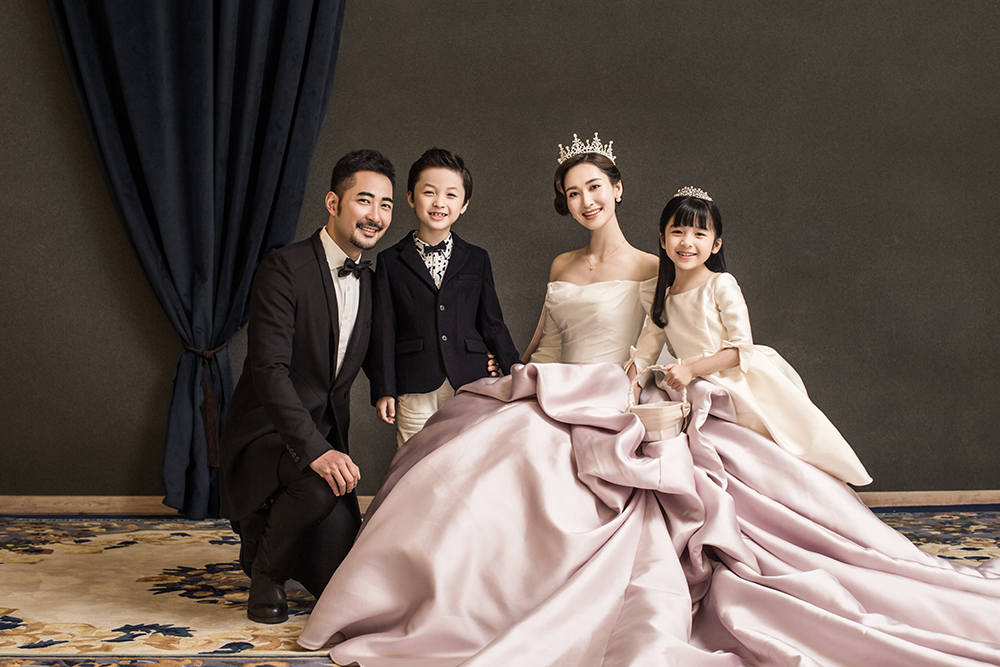 【精品摄影体验分享】北京故事,特别的盛妆礼服宝宝亲子写真摄影,开团