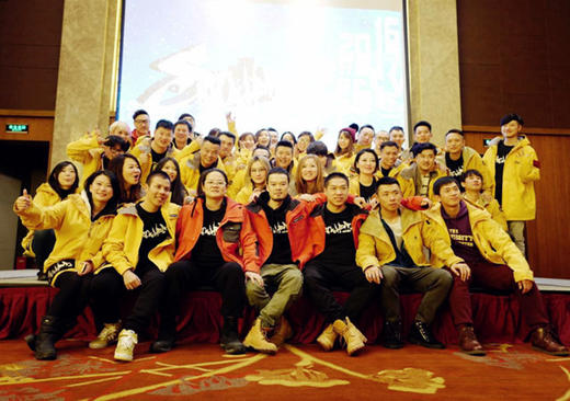 【新增四日班】冬季开板松花湖4日滑雪之旅 2017年11月24日 2017年11月24日-11月27日3晚酒店（含早）+3日雪票+保险松花湖青山客栈 商品图3