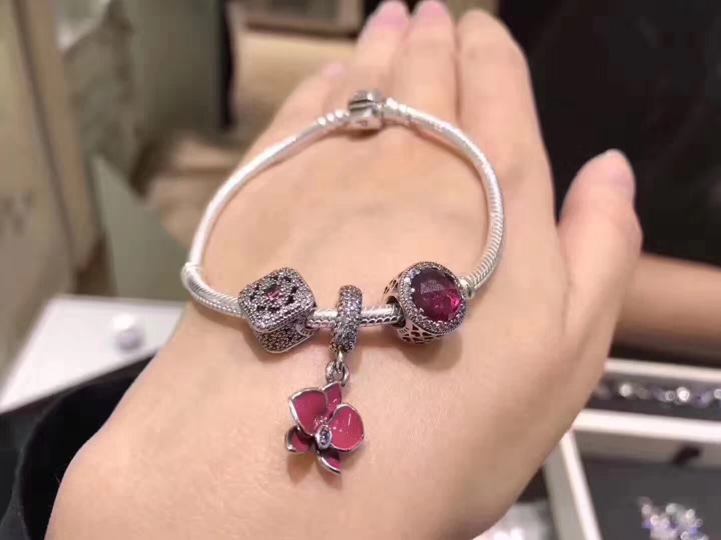 pandora潘多拉玫瑰红猫眼石兰花主题手链
