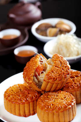 皇家尊礼鲍翅大礼盒月饼