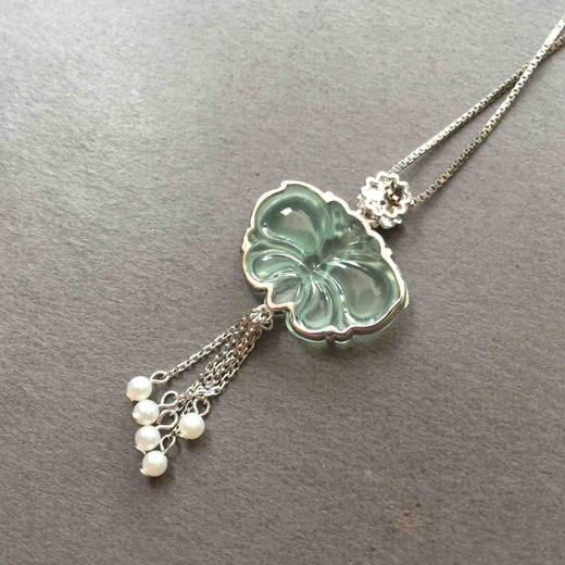 翡翠高冰到玻璃种蓝水蝴蝶吊坠 商品图4