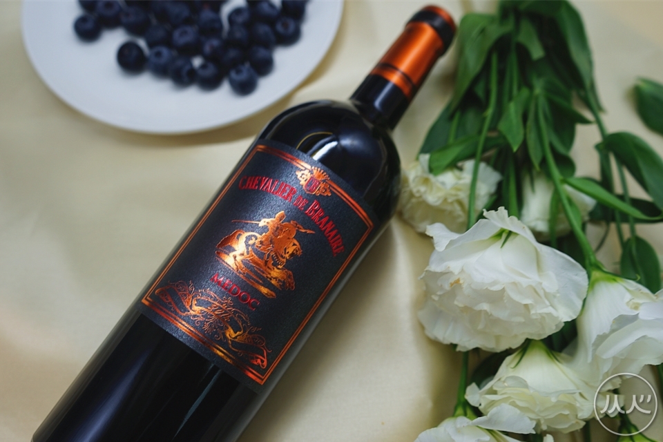 【世界名庄】周伯通骑士干红葡萄酒