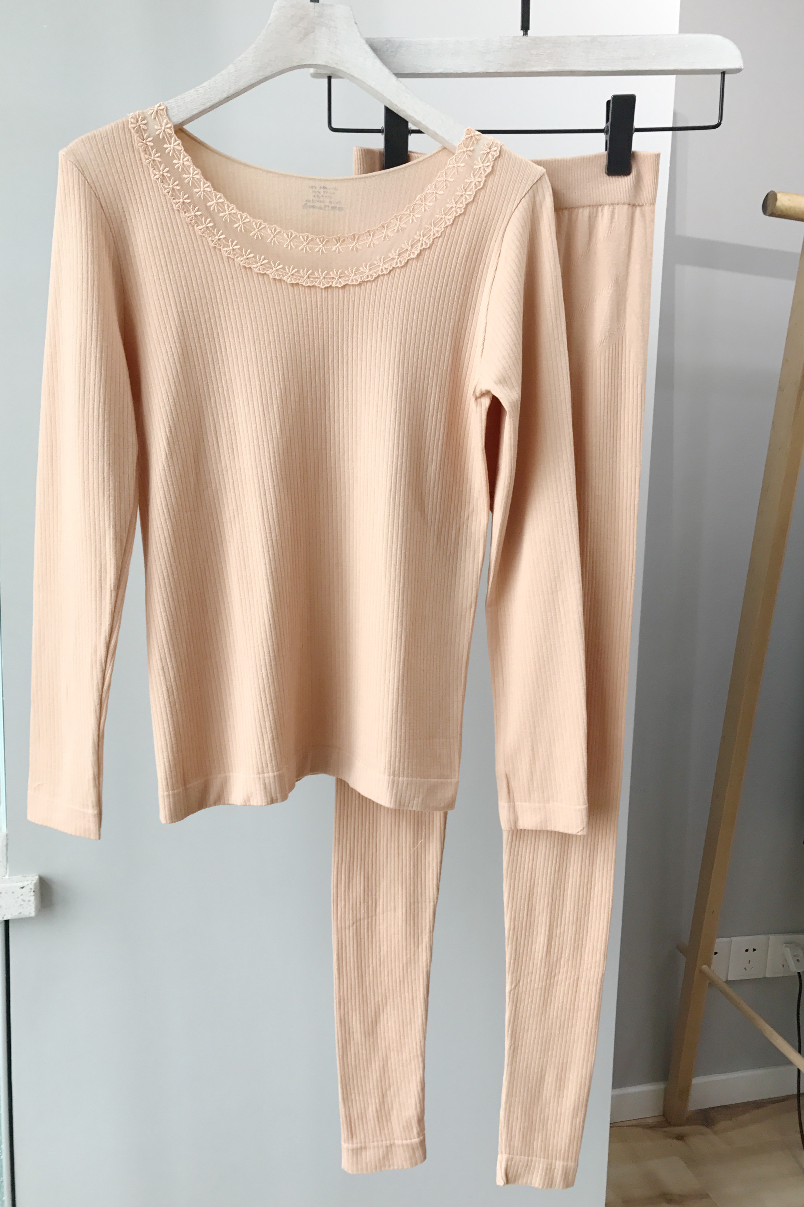 日本 女款功能型美体发热纱内衣