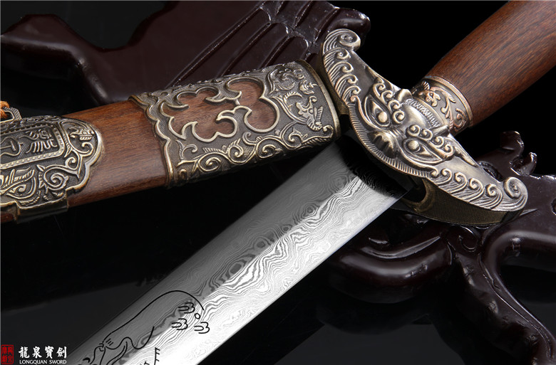 龙泉宝剑 手工乾隆 百炼花纹钢龙凤檀【铬钢升级款】