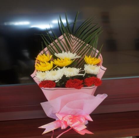 恩情无限手捧花