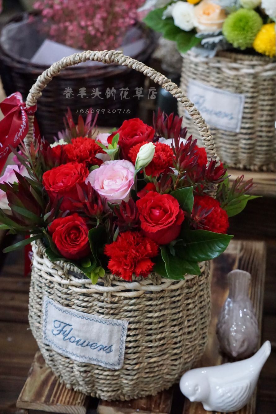 法国红红玫瑰花篮