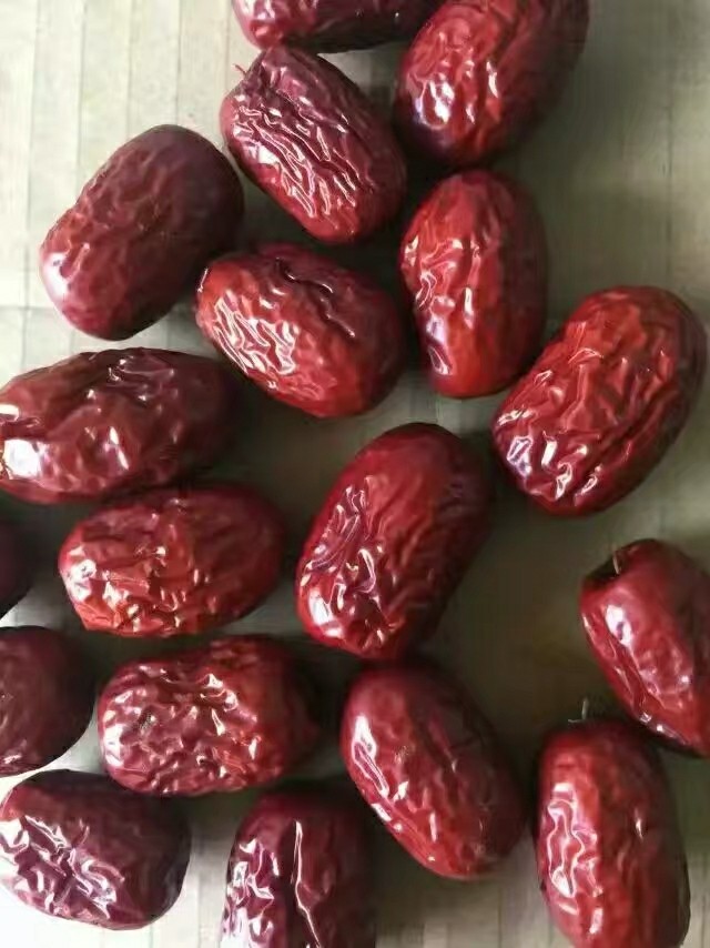 1280克千年胡杨枣礼盒