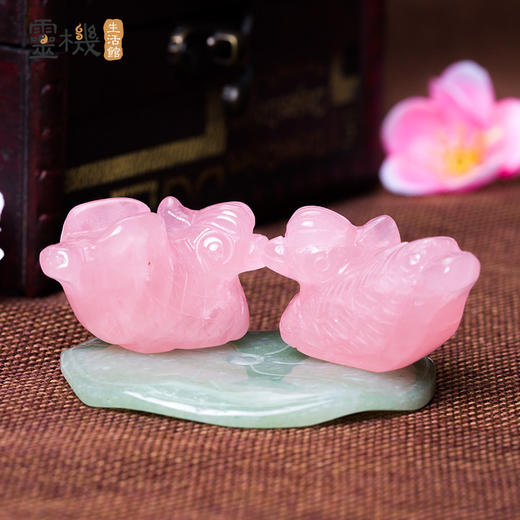 灵机文化粉晶鸳鸯摆件结婚礼物家居创意摆设粉水晶百年好合装