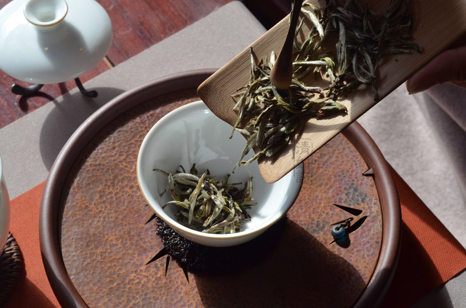 清如许定制 | 2018春采【白毫银针】100克罐装