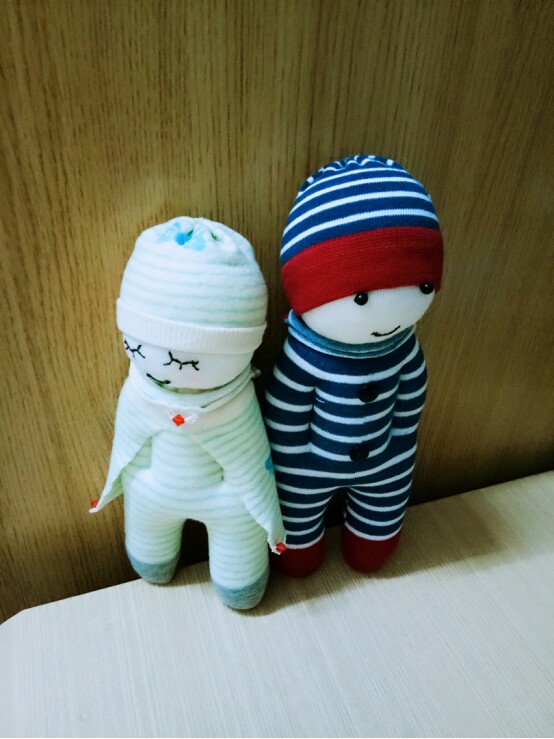 可爱的袜子娃娃 手工作品