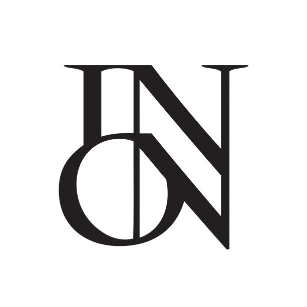 IN AND ON女装旗舰店