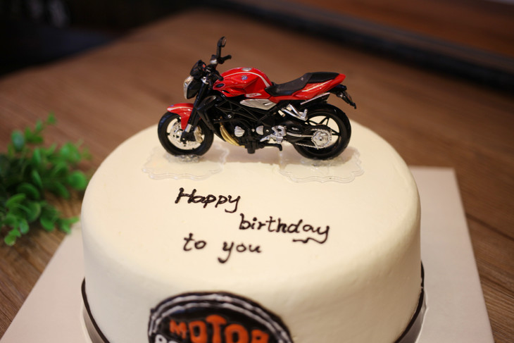 场景主题蛋糕系列|机车 电车 摩托车 场景蛋糕,如图款式,新鲜水果