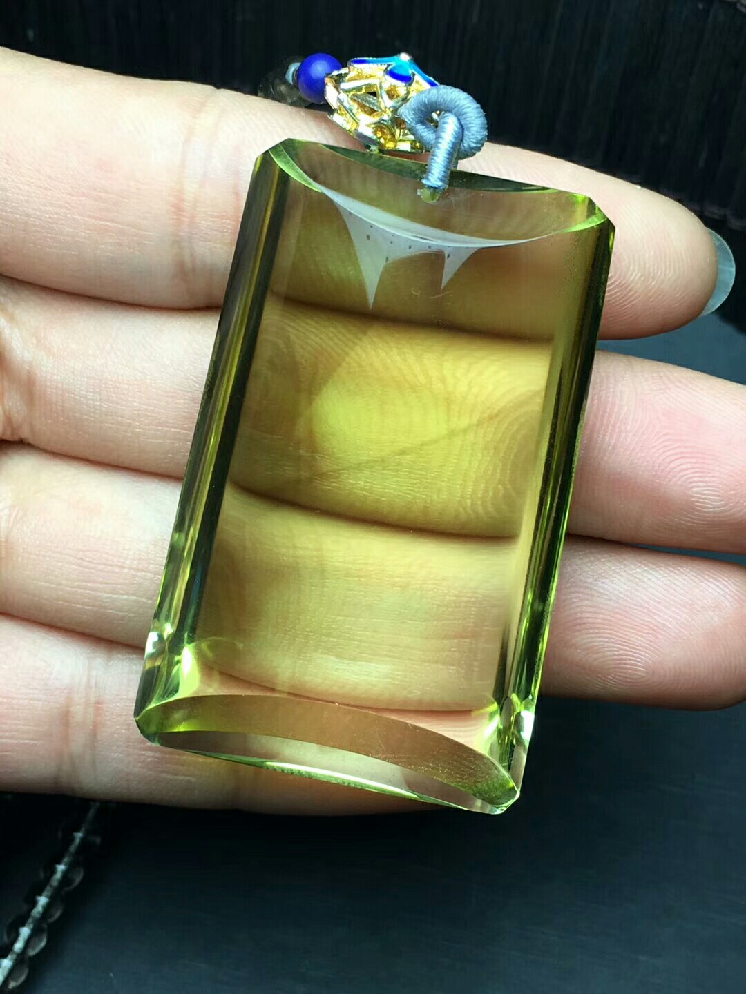 sszb 大美货极品大号巴西天然茶黄水晶无事牌吊坠毛衣链两用款 佩戴者