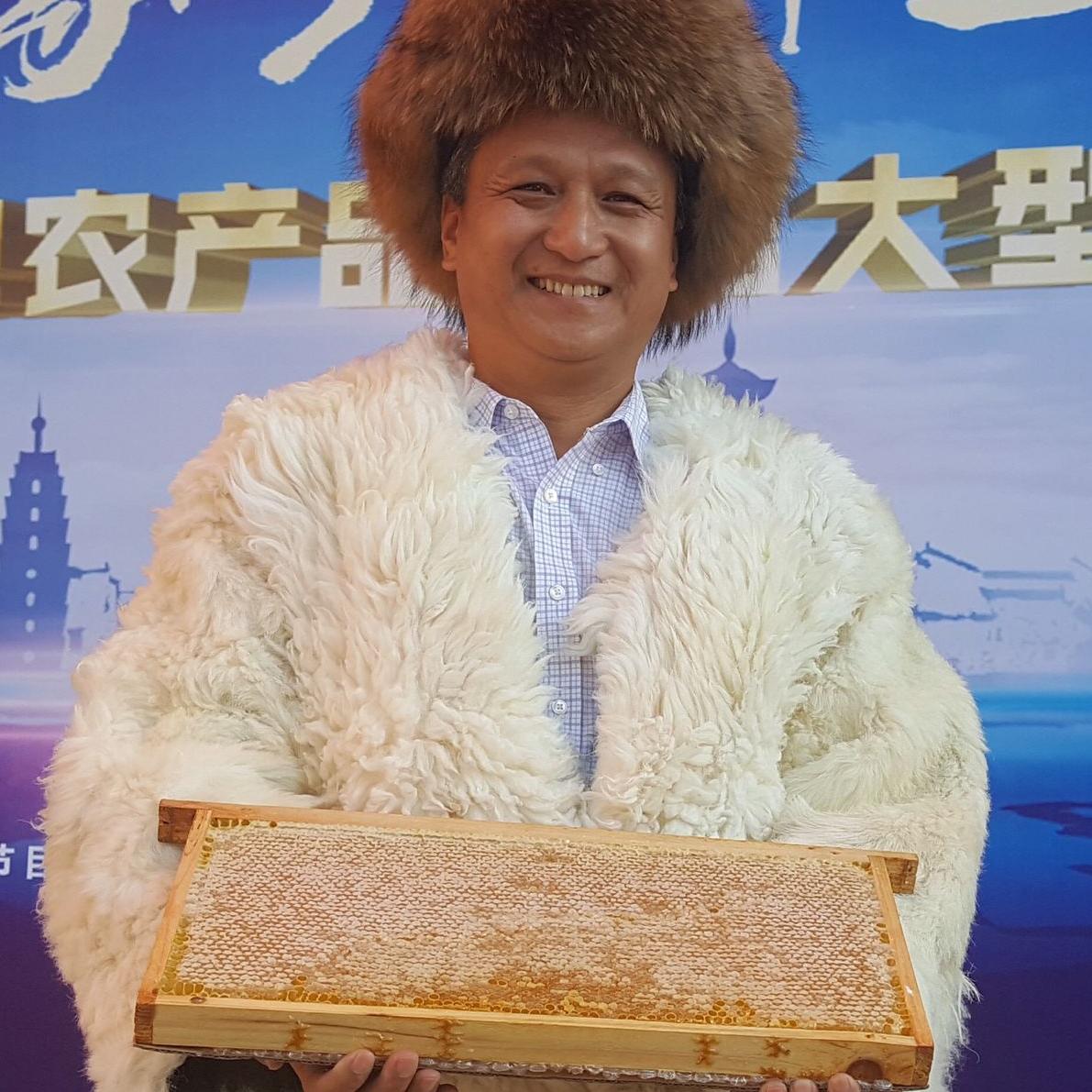 黑蜂哥的故事201226210414