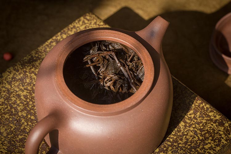 茶香记 安化黑茶五两花卷2011年 6年陈期 千两茶 便携式 迷你茶
