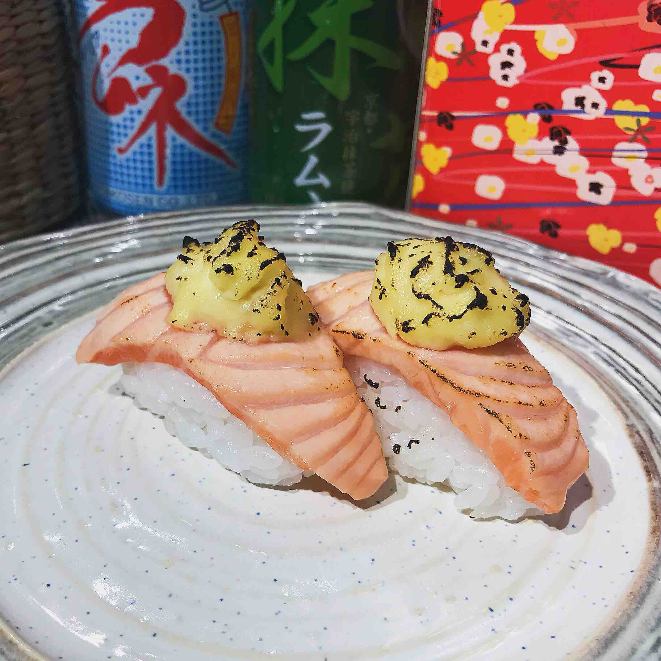 熟|火炙榴莲三文鱼握寿司