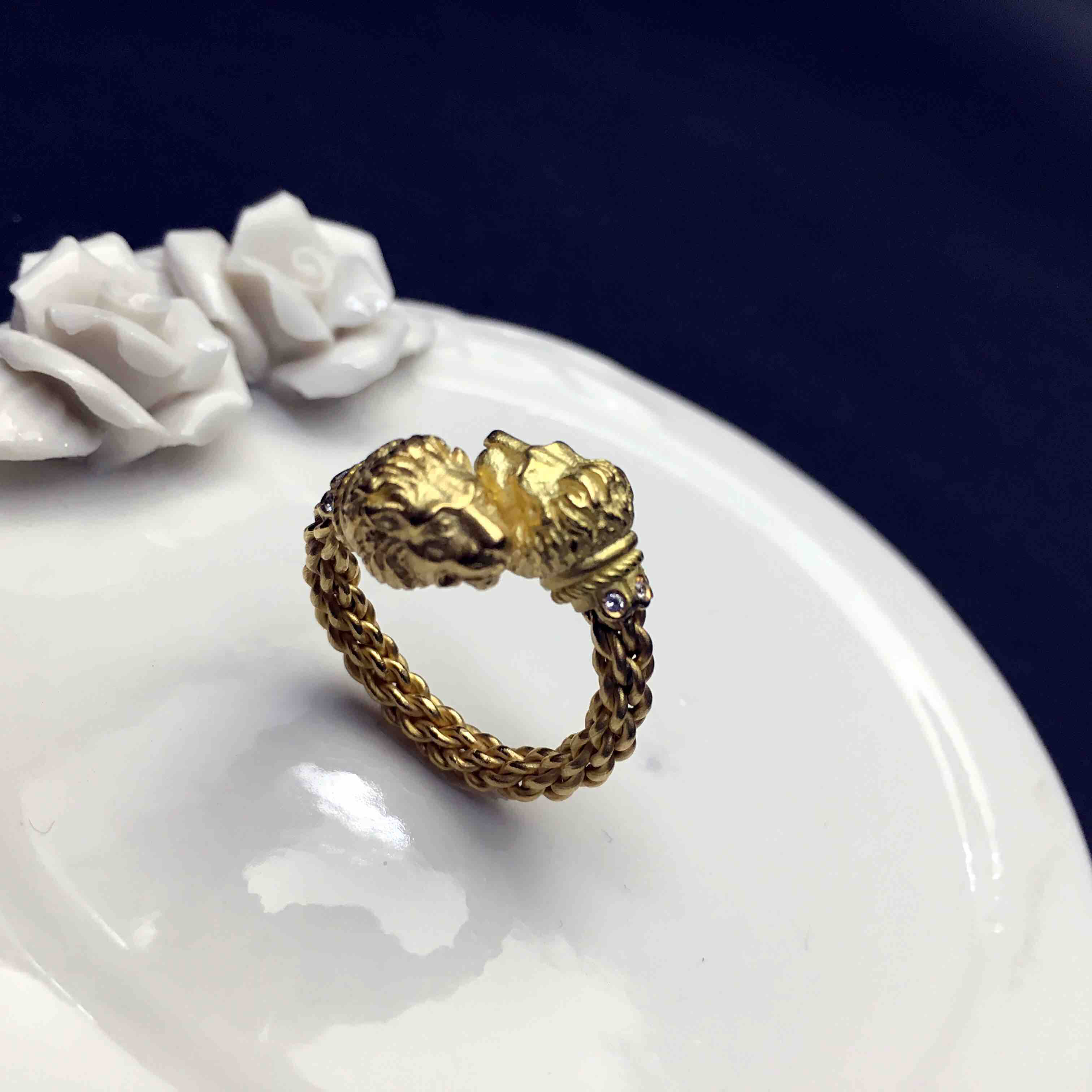 欧洲回流古董纯金双狮头像戒指