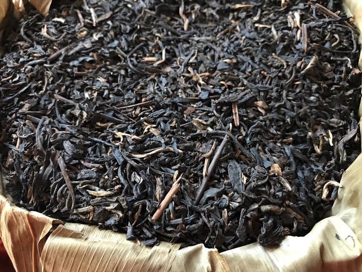 茶品名称 安茶 茶品分类 安徽黑茶(紧压茶) 净  含  量 约500克/篓