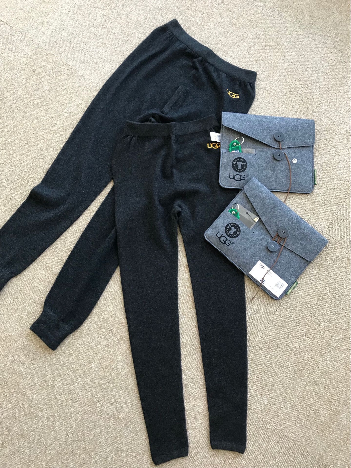 【612特价不退换】z温暖的新年礼物之一 男女同穿 ugg带包装羊绒裤
