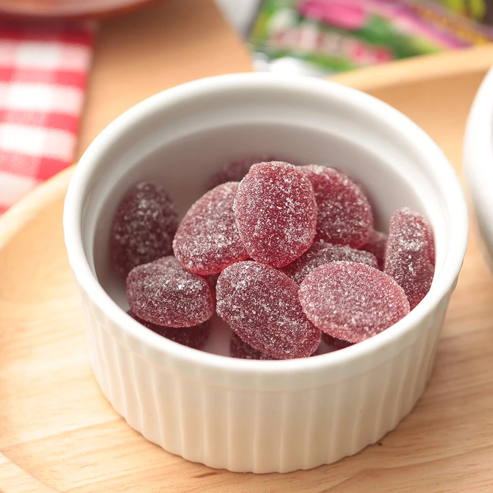 马来西亚进口 零食利宾纳 黑加仑果汁味软糖维生素c铁盒礼盒装120g