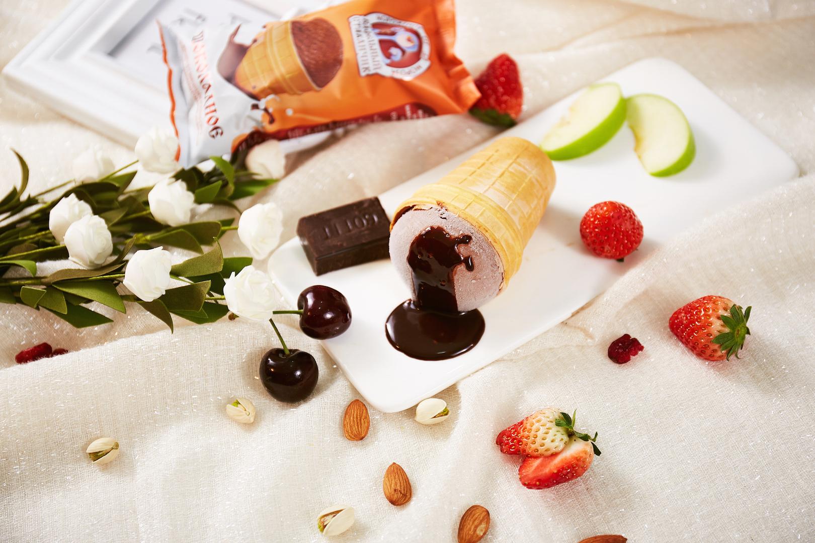 沃洛格达华夫杯可可奶油冰淇淋