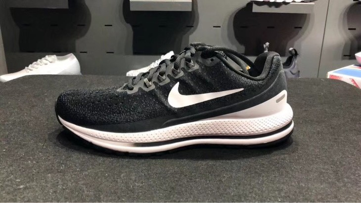 5色入 男女 耐克nike air zoom vomero 13 耐克登月13代 真内置双气垫