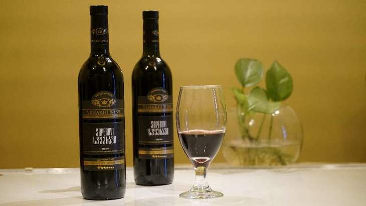 格鲁吉亚原装进口干酒750ml 一瓶