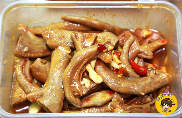 鸭爪/鸡爪/鸭翅/泡椒凤爪/泡椒藕节 鲜爽脆滑