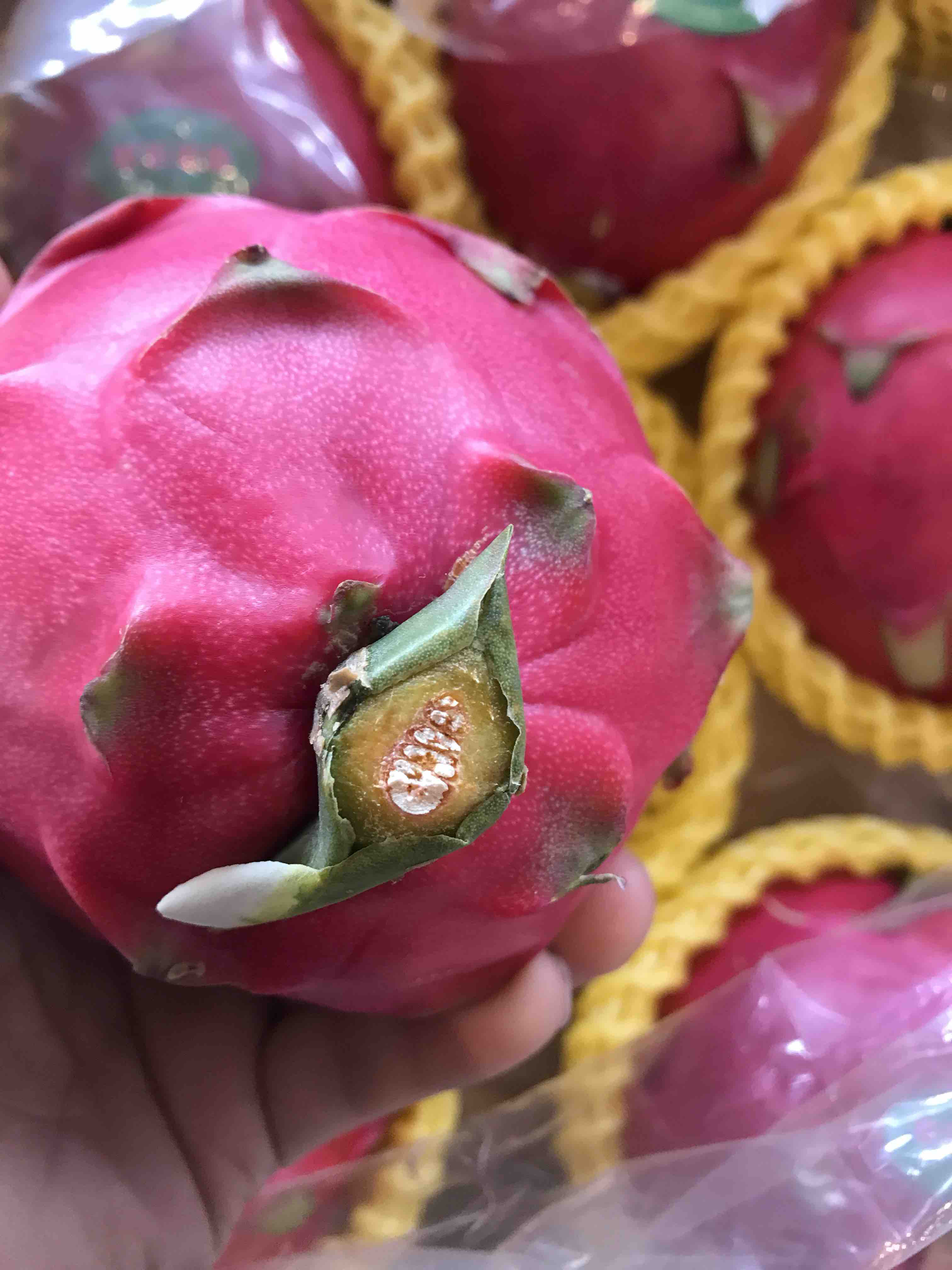 台湾蜜宝,最好吃的蜜宝火龙果 花青素高,甜度高,新鲜度高