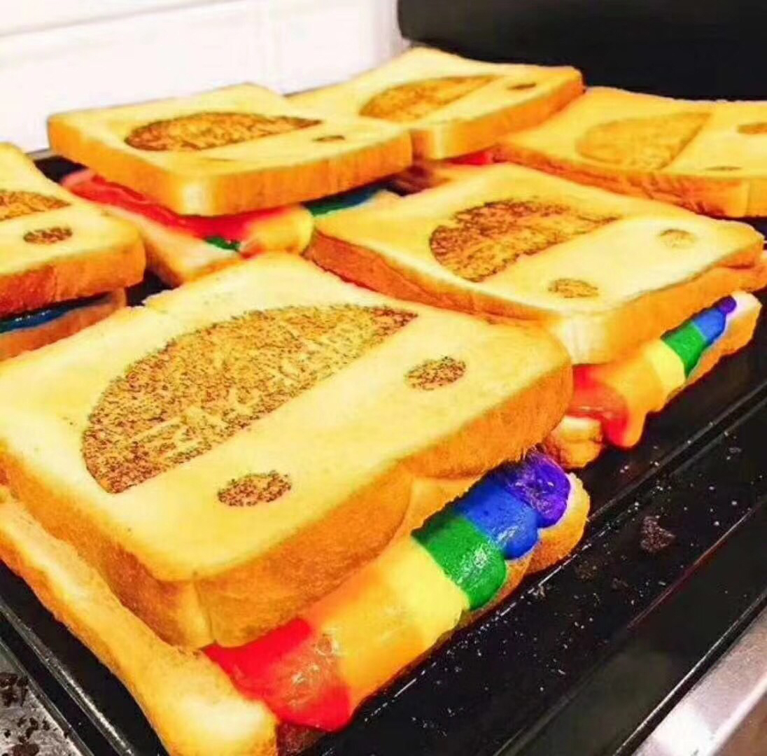 【彩虹面包】彩虹芝士吐司彩虹芝士面包芝士蛋糕彩虹芝士方块新晋网红