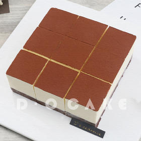 Black and White Chocolate Mousse 黑白巧克力慕斯，3磅5磅需提前2天预定