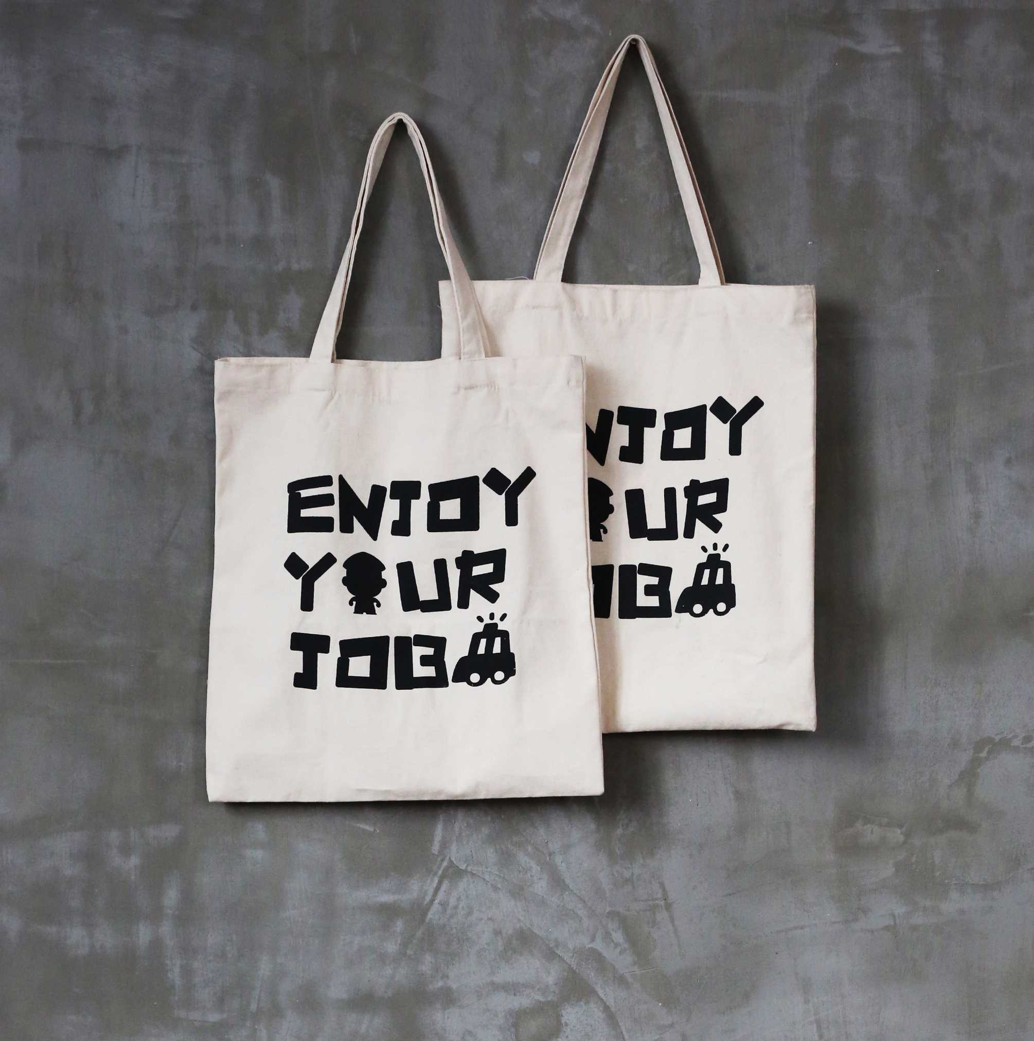 叱咤小警文艺帆布袋 · enjoy your job