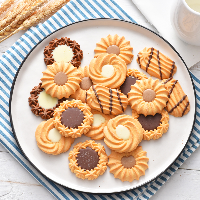 日本进口 布尔本 德式什锦奶油5种类曲奇饼干60枚 年货礼盒