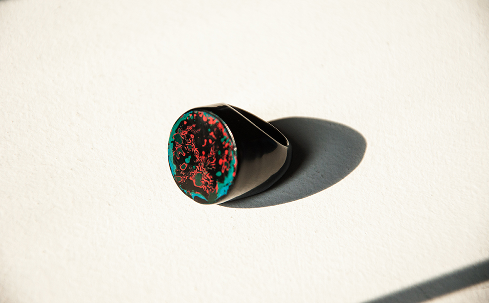 大漆戒指变涂良草