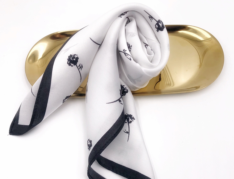 太湖雪真丝简洁小方巾 rose款