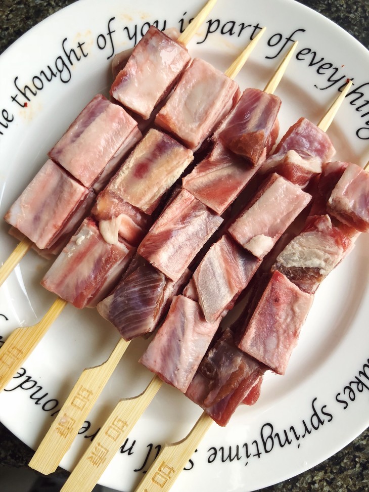 【颜派生活】腌制带骨羔羊排串(原料新西兰进口) 2袋羊排串套餐 200克