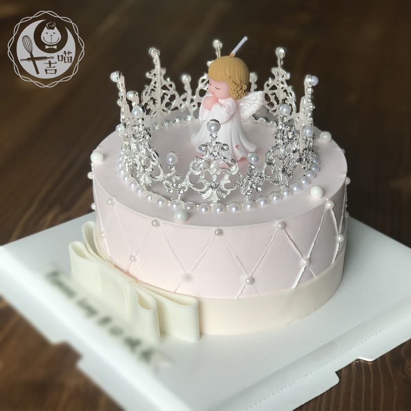 天使皇冠蛋糕