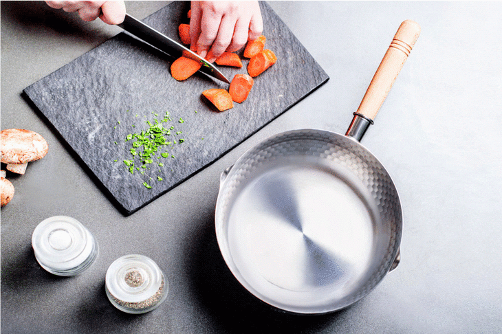 【厨房必备神器】日本网红雪平锅 轻便好用.