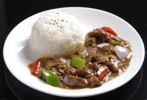 黑椒牛肉饭