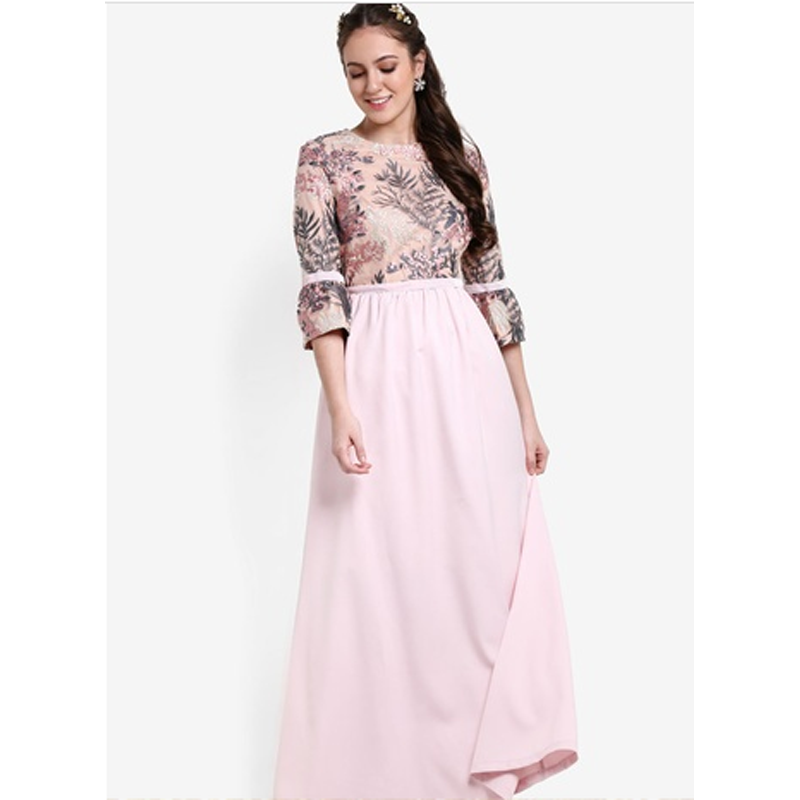 华美刺绣宫廷袖晚礼服