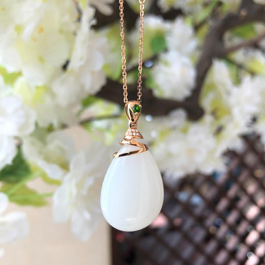 18K玫瑰金和田玉（白玉）镶钻水滴吊坠--金光霓裳      /双面水滴 18*25mm 商品图1